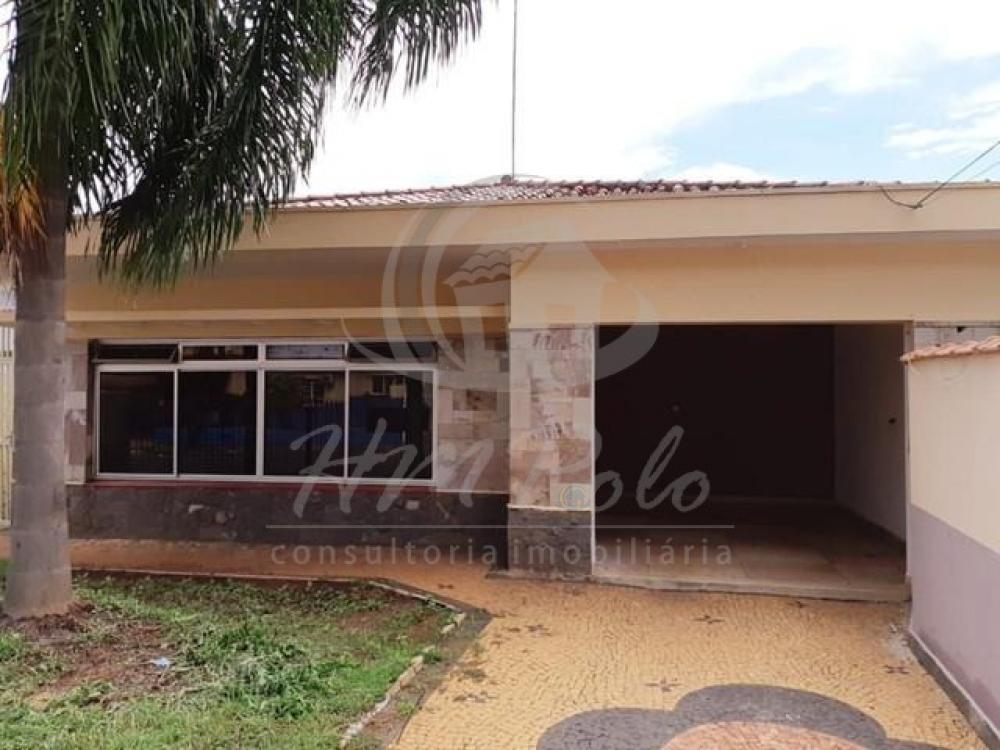 Alugar Casa / Padrão em Campinas R$ 3.300,00 - Foto 1 Alugar Casa / Padrão em Campinas R$ 3.300,00 - Foto 1