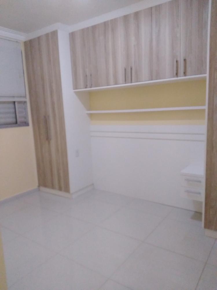 Alugar Apartamento / Padrão em Campinas R$ 1.200,00 - Foto 9