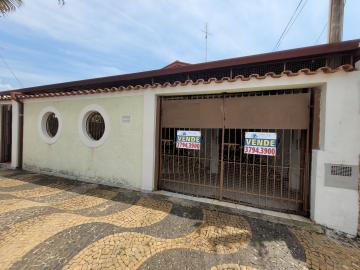 Alugar Casa / Padrão em Campinas. apenas R$ 800.000,00