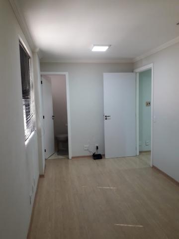 SALA COMERCIAL COM AR CONDICIONADO E VAGA DE GARAGEM EM CAMPINAS/SP