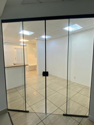 imagem 3 - Comercial - Sala imagem 3 - Comercial - Sala