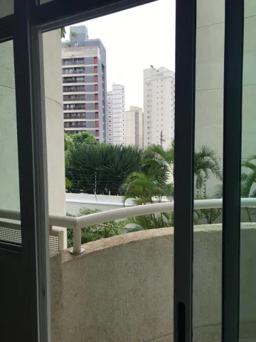 APARTAMENTO (LOFT) MOBILIADO ALUGADO À VENDA NO CAMBUÍ EM CAMPINAS/SP.