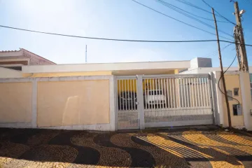 imagem 1 - Casa térrea com 4 quartos 3 banheiros 5 vagas a venda no Jardim Chapadão em Campinas-SP imagem 1 - Casa térrea com 4 quartos 3 banheiros 5 vagas a venda no Jardim Chapadão em Campinas-SP