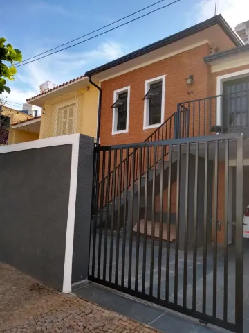 Alugar Casa / Padrão em Campinas. apenas R$ 570.000,00