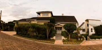 Alugar Casa / Condomínio em Valinhos. apenas R$ 1.800.000,00