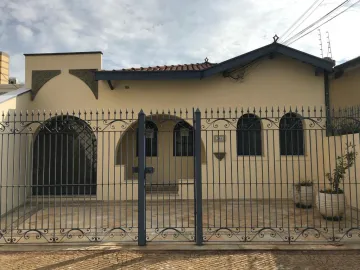 CASA COM 3 SALAS E 2 VAGAS DE GARAGEM PARA LOCAÇÃO EM BOTAFOGO - CAMPINAS / SP