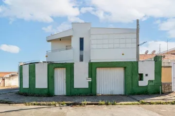 Alugar Casa / Sobrado em Campinas. apenas R$ 4.900,00