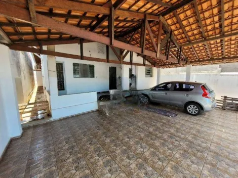 Casa à venda com 3 quartos no Parque da Figueira em Campinas-SP.