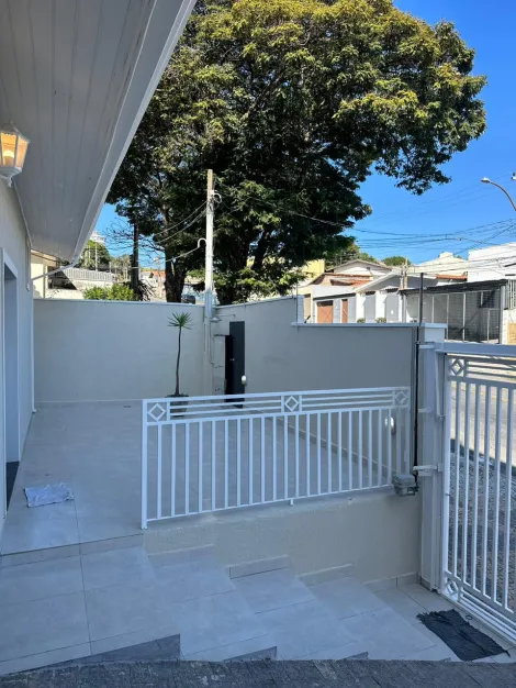 imagem 2 - Casa térrea com 3 quartos 1 suíte 3 banheiros 2 vagas a venda no Swift em Campinas-SP imagem 2 - Casa térrea com 3 quartos 1 suíte 3 banheiros 2 vagas a venda no Swift em Campinas-SP