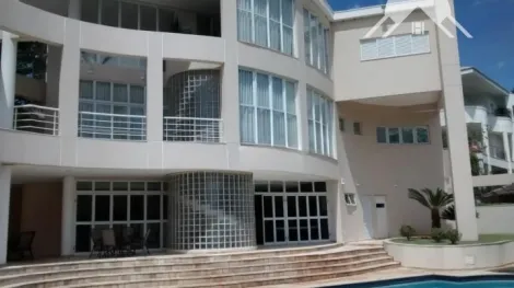 Casa  com 4 Suítes, 4 Vagas, localizado no bairro Sítio de Recreio de Gramado em Campinas.