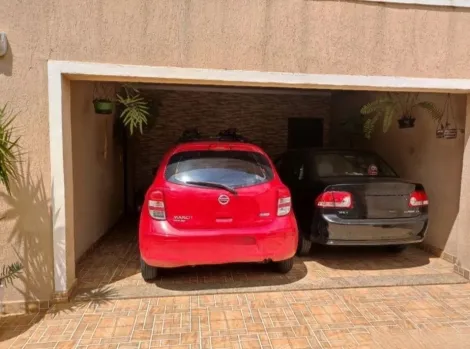 Casa sobrado á venda, 3 dormitórios 4 vagas de garagem sendo(2 cobertas) Dic IV em campinas / SP.