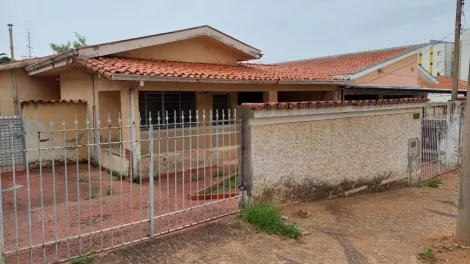 Casa/terreno à venda no Jardim do Trevo em Campinas-SP.