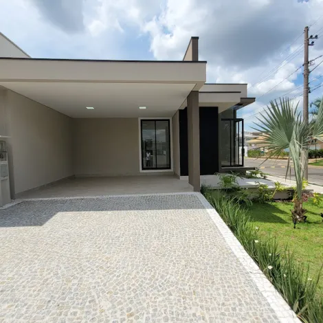 Casa com 3 dormitórios, 4 vagas no condomínio Residencial Yucatan em Paulínia/ Campinas- SP