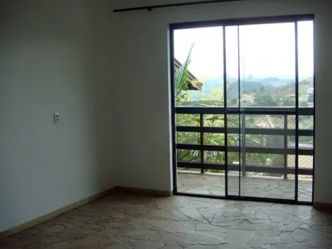 Casa de condominio com 3 quartos 2 suites 4 banheiros 2 vagas para venda ou locação em Sousas / Campinas-SP