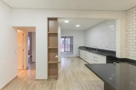 Casa à venda com 200m², 4 quartos e 2 vagas no São Bernardo em Campinas-SP