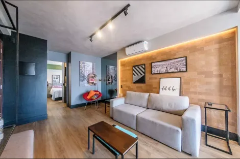 Apartamento mobiliado com 1 suíte 2 banheiros 1 vaga a venda no Cambuí em Campinas-SP