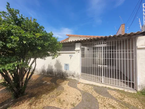 Casa com 2 quartos 2 banheiros 2 vagas para aluguel no Taquaral em Campinas-SP