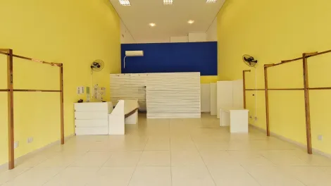 imagem 2 - Salão comercial com 4 banheiros 6 vagas para locação ou venda na Av. Barão de Itapura em Campinas/SP imagem 2 - Salão comercial com 4 banheiros 6 vagas para locação ou venda na Av. Barão de Itapura em Campinas/SP