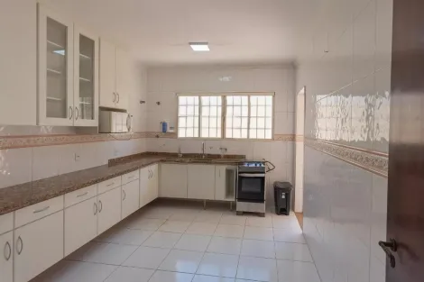 imagem 5 - Casa com 3 quartos 1 suíte 2 banheiros 2 vagas para locação no Jardim Paraiso em Campinas-SP imagem 5 - Casa com 3 quartos 1 suíte 2 banheiros 2 vagas para locação no Jardim Paraiso em Campinas-SP